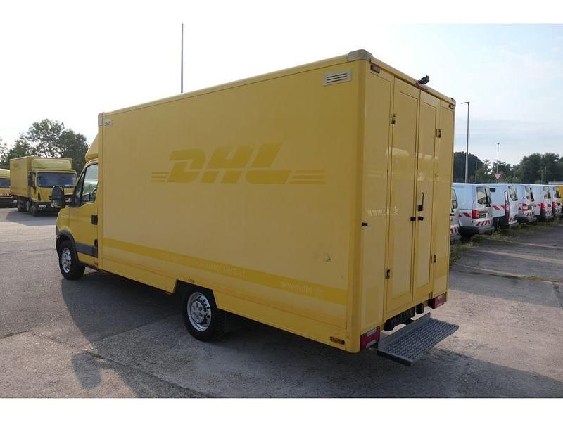 Second-hand Iveco Daily 106 CP (77 kW) 2012 Galben Van