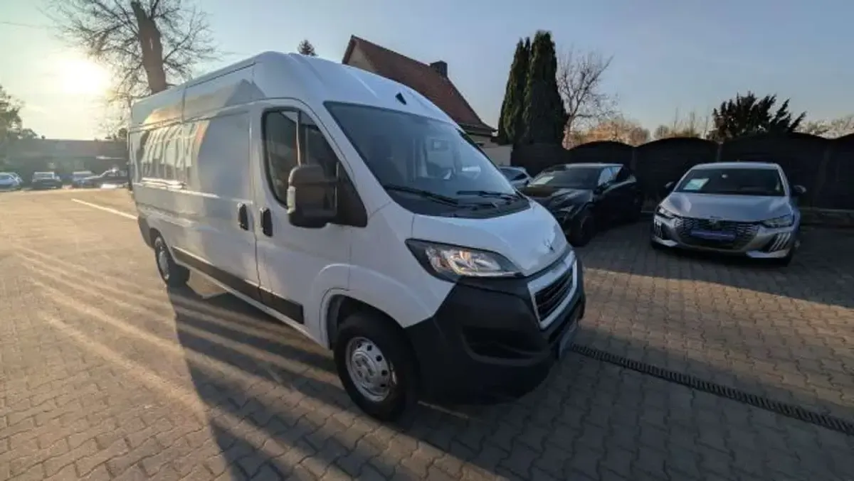Gebraucht Peugeot Boxer S 140 PS (102 kW) 2024 Other Van