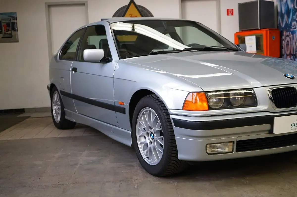 Gebraucht BMW 323 170 PS (125 kW) 1998 Silber Coupé