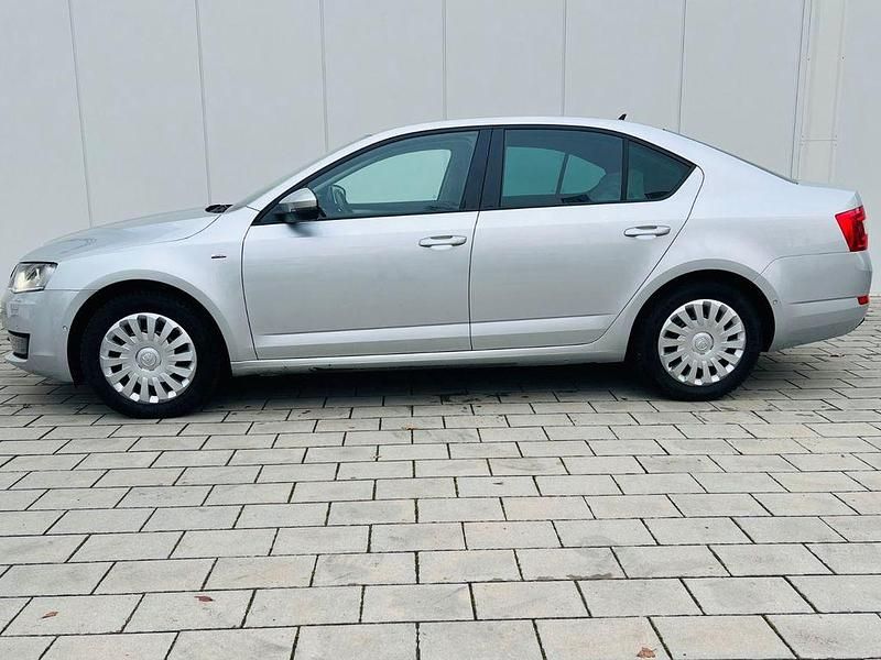 Gebraucht Skoda Octavia Joy 150 PS (110 kW) 2016 Silber Limousine