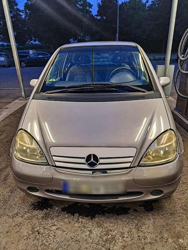 Beige Gebraucht 1999 Mercedes A170 Avantgarde Kleinwagen | 1.250 € (Fairer Preis) - Bild 1/4