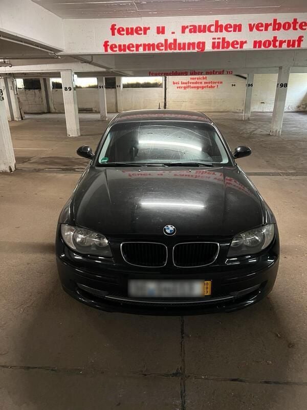 Schwarz Gebraucht 2007 BMW 116 Kleinwagen | 2.150 € (Superpreis) - Bild 1/4