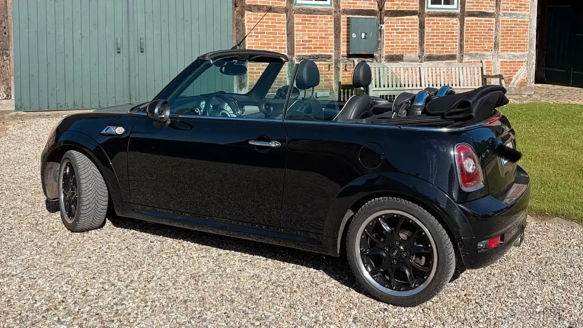 Gebraucht Mini Cooper S Cabriolet 207 PS (152 kW) 2009 Schwarz Cabrio