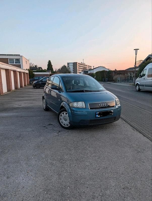 Blau Gebraucht 2002 Audi A2 Kleinwagen | 2.400 € (Guter Preis) - Bild 1/4