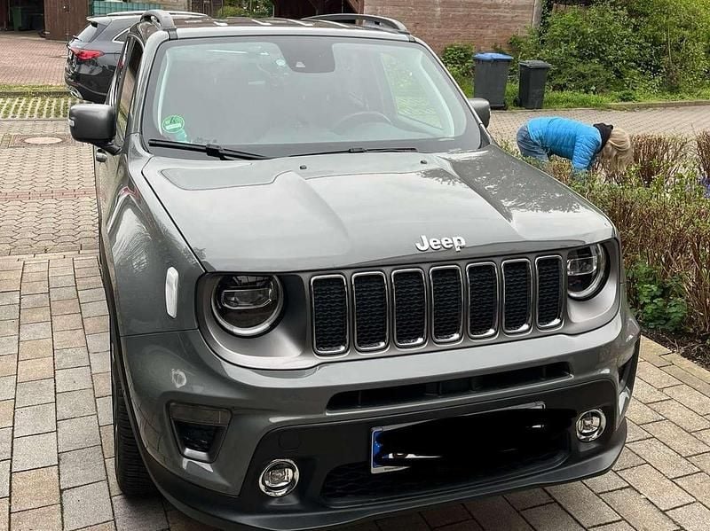 Grau Gebraucht 2021 Jeep Renegade Limited SUV | 20.990 € (Guter Preis) - Bild 1/4