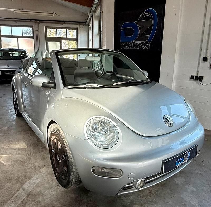 Gebraucht VW New Beetle 102 PS (75 kW) 2004 Silber Kleinwagen
