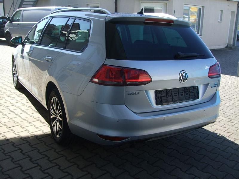 Gebraucht VW Golf VII Allstar 110 PS (80 kW) 2017 Silber Kombi