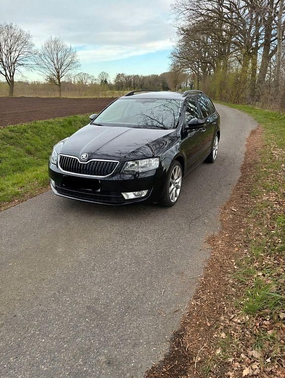 Gebraucht Skoda Octavia 150 PS (110 kW) 2016 Schwarz Kleinwagen