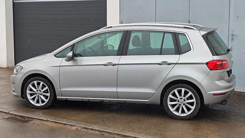 Gebraucht VW Golf VII Highline 150 PS (110 kW) 2014 Silber Kombi