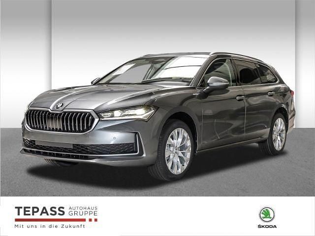 Grau Neu 2025 Skoda Superb LAURIN & KLEMENT Kombi | 45.508 € (Teuer) - Bild 1/4