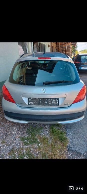 Grau Gebraucht 2009 Peugeot 207 Urban Move Limousine | 3.000 € (Fairer Preis) - Bild 1/2