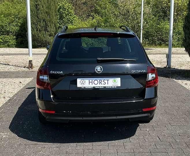 Usata Skoda Octavia Style 150 CV (110 kW) 2019 Nero Station wagon