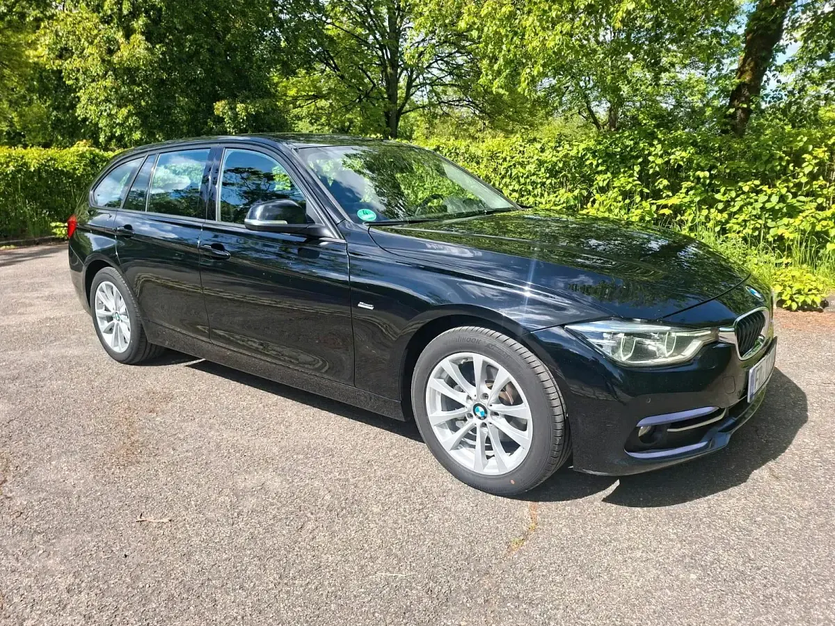 Gebraucht BMW 316 Sport Line 116 PS (85 kW) 2016 Schwarz Kombi