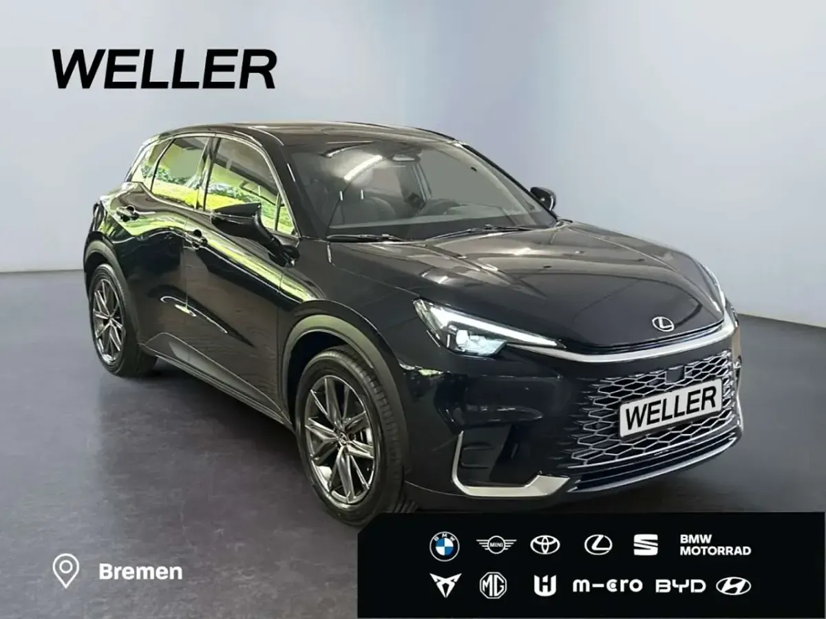 Gebraucht Lexus LBX 136 PS (100 kW) 2025 Schwarz SUV
