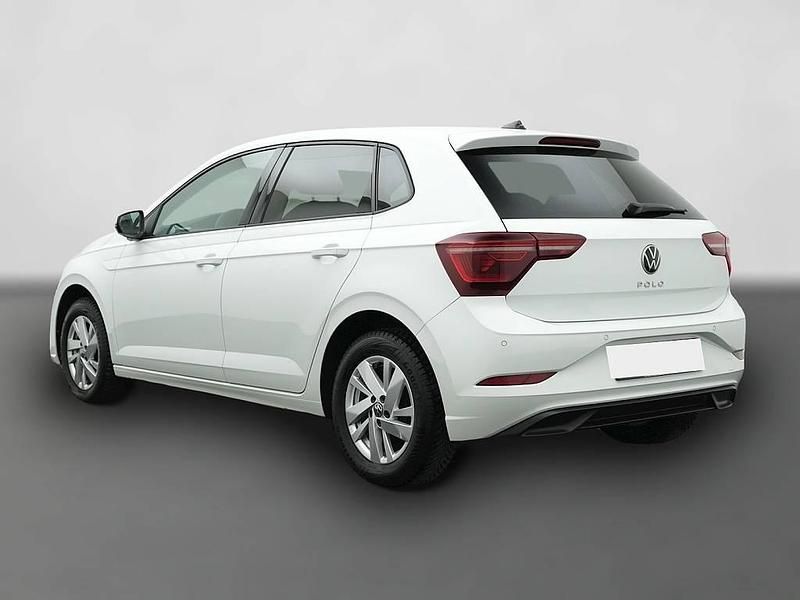 Gebraucht VW Polo Style 95 PS (69 kW) 2024 Weiß Limousine