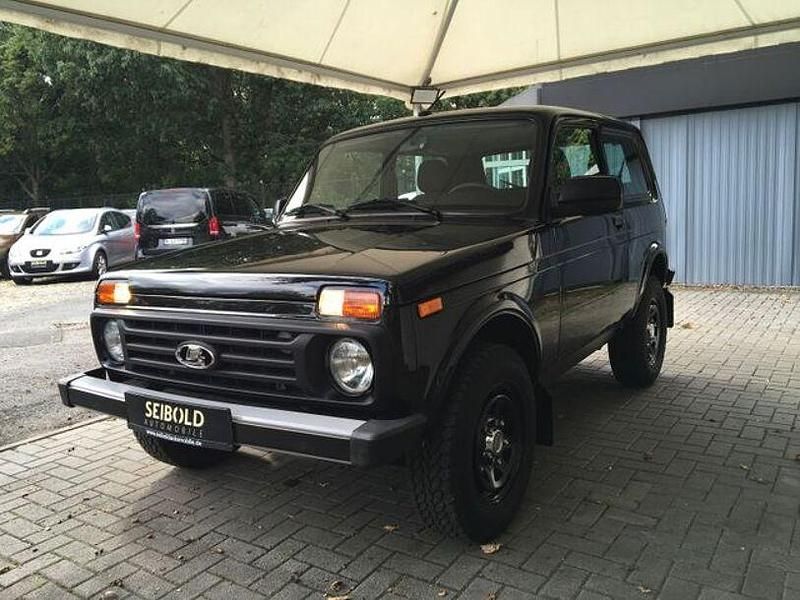 Schwarz Gebraucht 2022 Lada Taiga SUV | 16.980 € (Teuer) - Bild 1/4