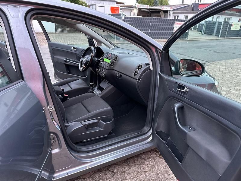 Gebraucht VW Golf VI 105 PS (77 kW) 2011 Silber Kleinwagen