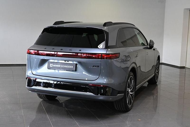 Neu XPENG G9 AWD Performance 422 kW (575 PS) 2026 Grau SUV