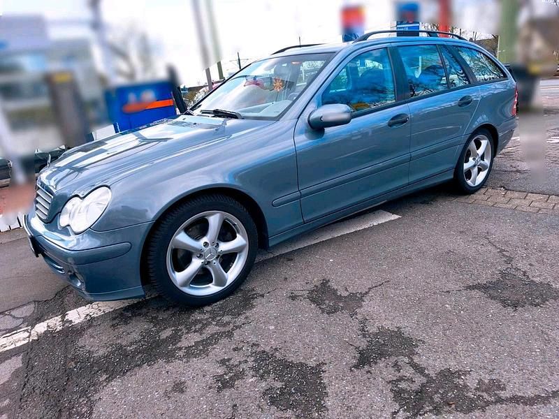 Gebraucht Mercedes C280 231 PS (169 kW) 2009 Andere farben Kombi