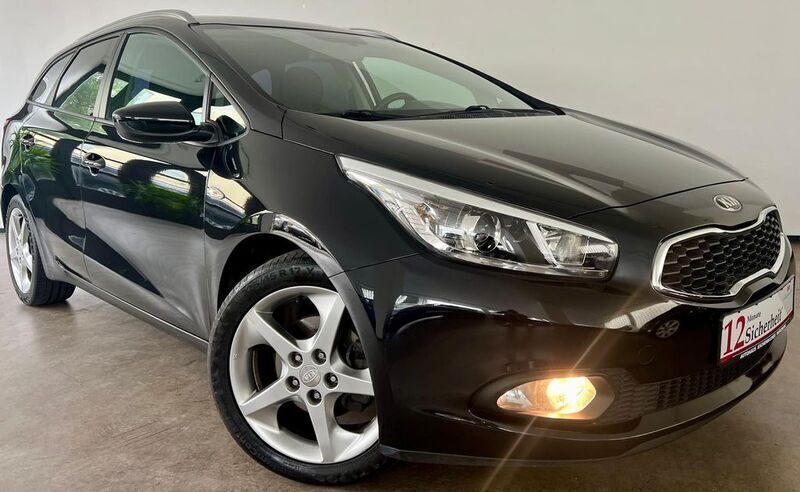 Schwarz Gebraucht 2013 Kia Ceed Sportswagon Edition 7 Kombi | 7.290 € (Fairer Preis) - Bild 1/4