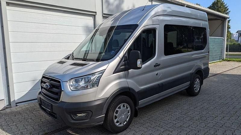 Gebraucht Ford Transit Tourneo 131 PS (96 kW) 2020 Polarsilber metallic Van / Kleinbus