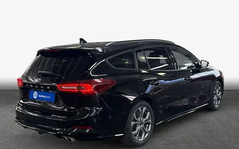 Gebraucht Ford Focus ST-Line X 155 PS (114 kW) 2025 Agate black metallic Kombi