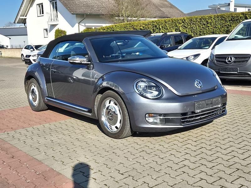 Gebraucht VW Beetle Sport 160 PS (117 kW) 2015 Platinum grey Kleinwagen