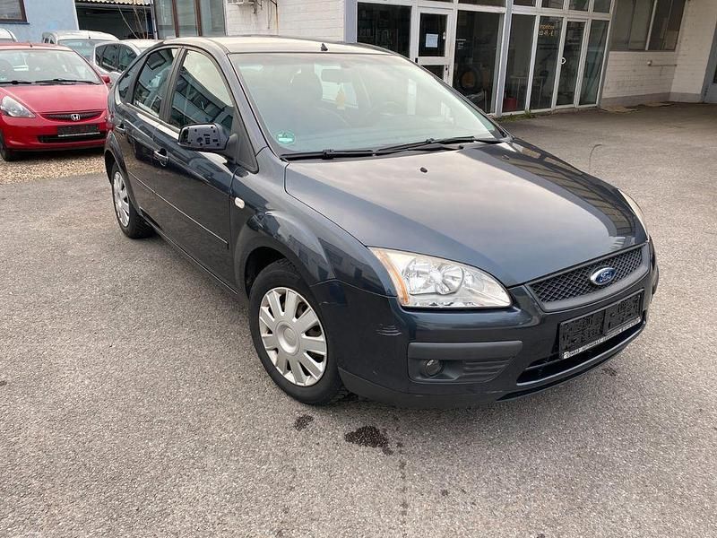 Gebraucht Ford Focus Fun X 101 PS (74 kW) 2008 Grau Limousine