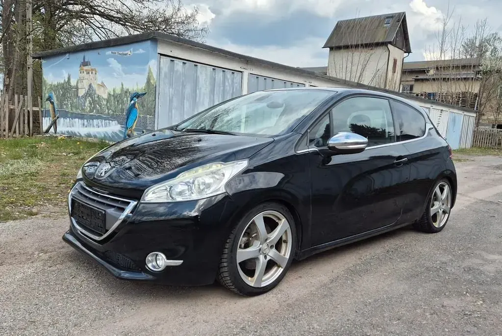 Gebraucht Peugeot 208 GTi 158 PS (116 kW) 2013 Schwarz Kleinwagen