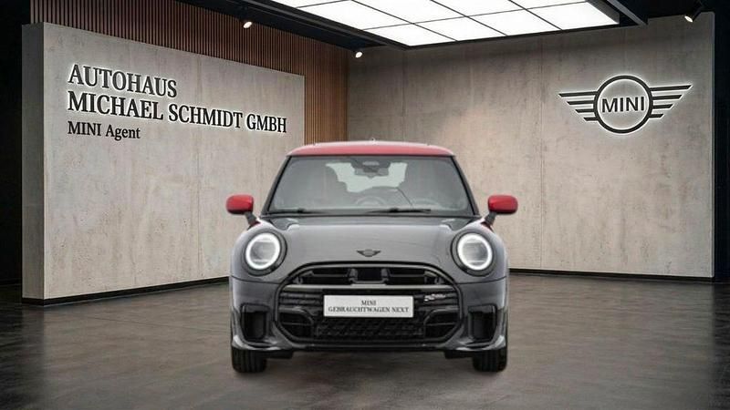 Usata Mini Cooper 156 CV (114 kW) 2024 Nero Utilitaria