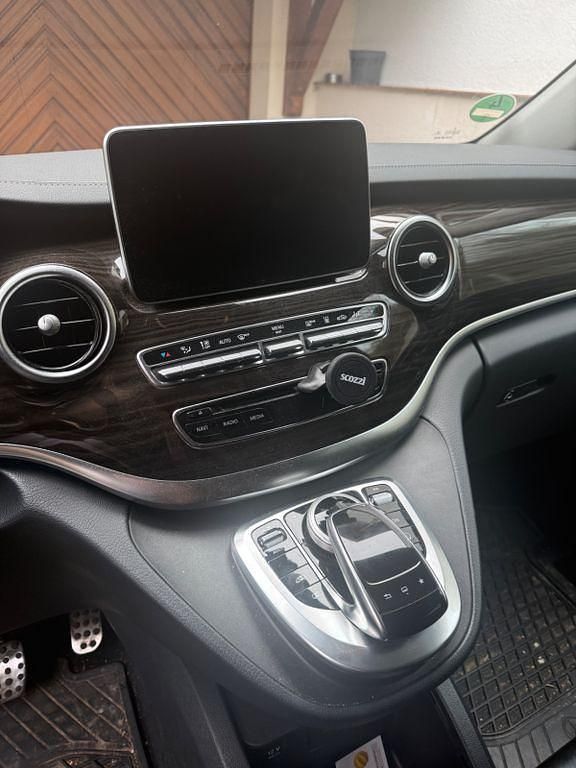 Gebraucht Mercedes V250 Avantgarde 190 PS (139 kW) 2015 Braun Van / Kleinbus