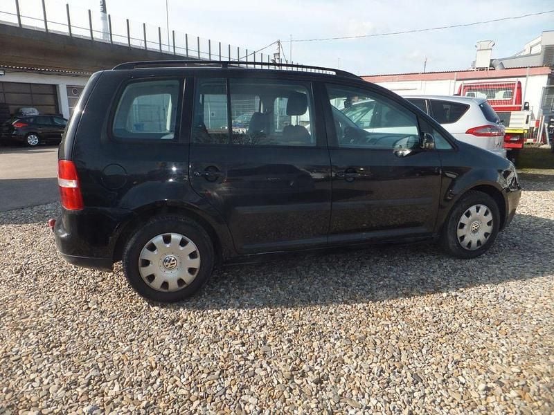 Gebraucht VW Touran 116 PS (85 kW) 2005 Schwarz Van / Kleinbus