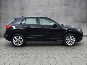 Neu Audi Q2 Advanced Plus 150 PS (110 kW) 2026 Schwarz (schwarz (brillantschwarz)) SUV