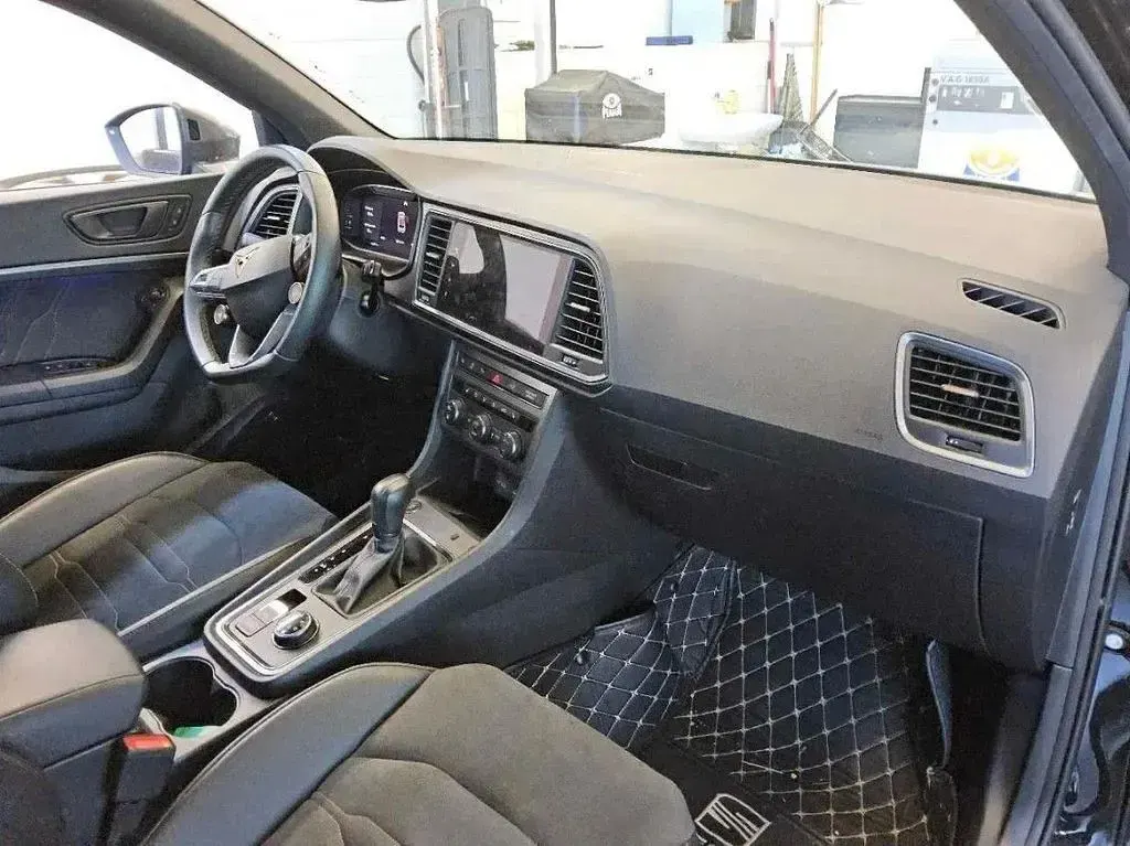 Gebraucht Cupra Ateca VZ 300 PS (220 kW) 2023 Schwarz SUV