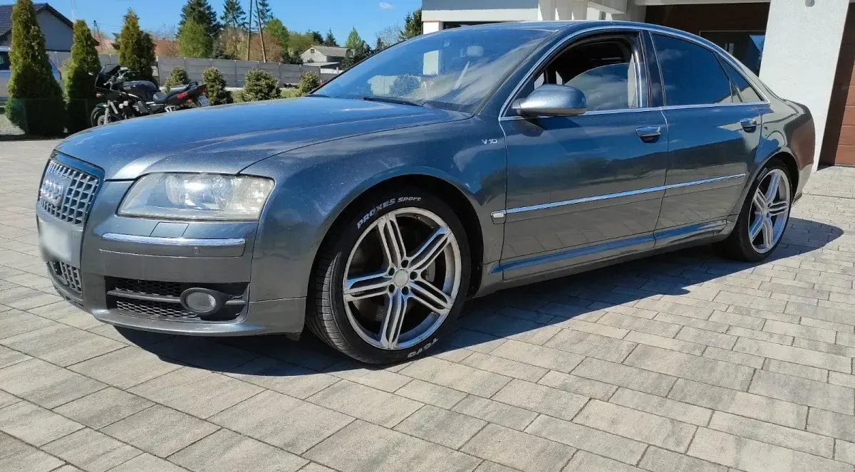 Second-hand Audi S8 450 CP (330 kW) 2007 Berlinǎ