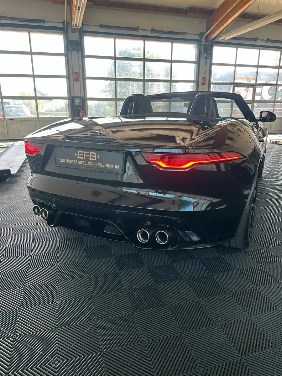 Gebraucht Jaguar F-Type 575 PS (422 kW) 2022 Schwarz Cabrio