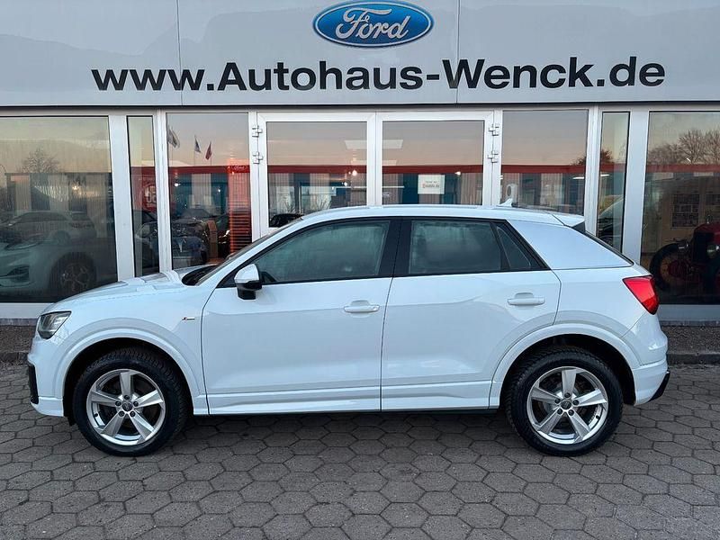 Gebraucht Audi Q2 Comfort 150 PS (110 kW) 2017 Weiß SUV