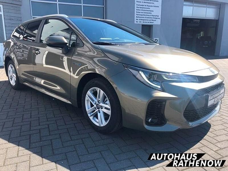Braun Gebraucht 2022 Suzuki Swace Comfort+ Kombi | 27.990 € (Teuer) - Bild 1/4