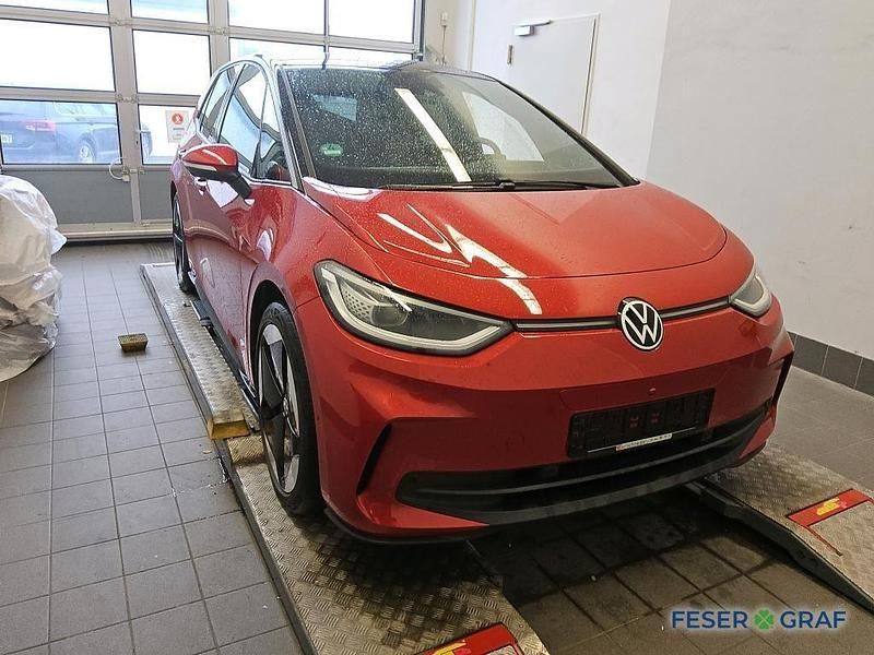 Gebraucht VW ID.3 Pro 150 kW (204 PS) 2023 Kings red metallic schwarz Kleinwagen