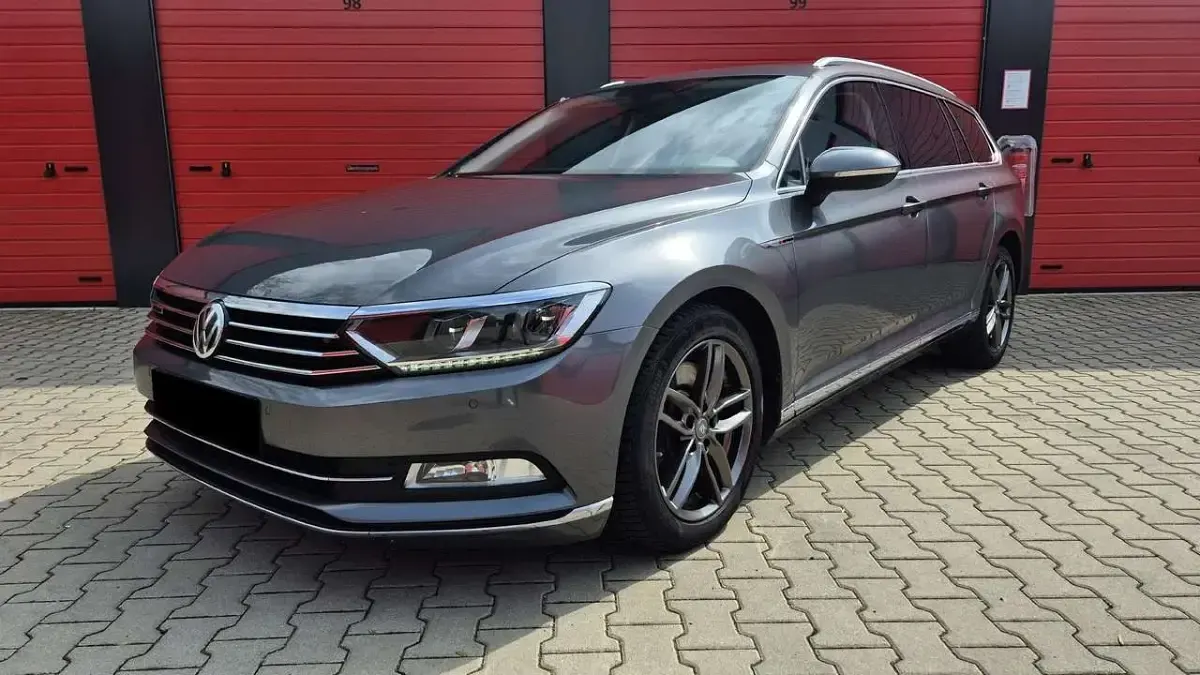 Gebraucht VW Passat Highline 239 PS (175 kW) 2016 Indiumgrau metallic Kombi