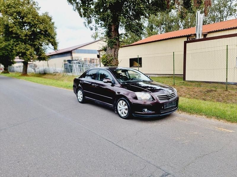 Violett Gebraucht 2007 Toyota Avensis Limousine | 3.400 € (Guter Preis) - Bild 1/4