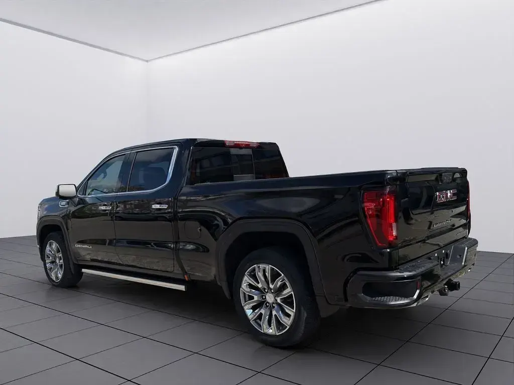 Neu GMC Sierra 305 PS (224 kW) 2026 Schwarz Pickup