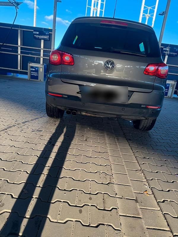 Gebraucht VW Tiguan 150 PS (110 kW) 2012 Grau SUV