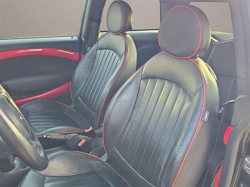 Gebraucht Mini John Cooper Works 211 PS (155 kW) 2011 Schwarz Kleinwagen