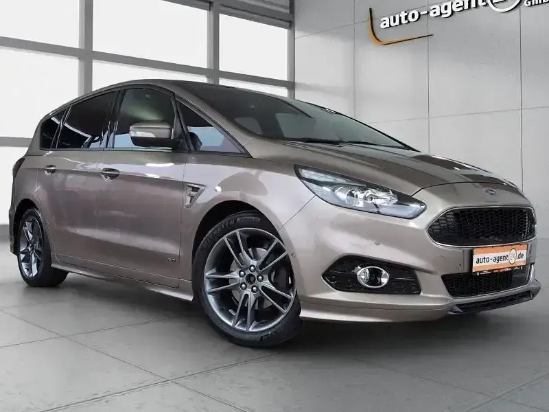 Gebraucht Ford S-MAX S 190 PS (139 kW) 2019 Van / Kleinbus
