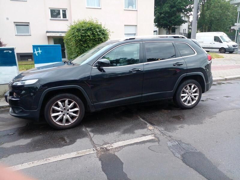 Schwarz Gebraucht 2015 Jeep Cherokee Limited SUV | 5.500 € (Guter Preis) - Bild 1/4