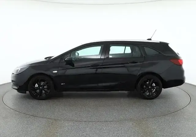Gebraucht Opel Astra Design & Tech 145 PS (106 kW) 2022 Black meet kettle metallic Kleinwagen