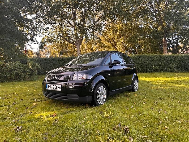 Schwarz Gebraucht 2001 Audi A2 Kleinwagen | 2.850 € (Etwas zu teuer) - Bild 1/4
