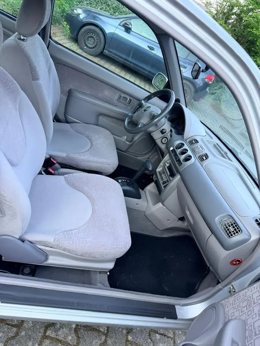 Usata Nissan Micra 75 CV (55 kW) 2002 Argento Utilitaria