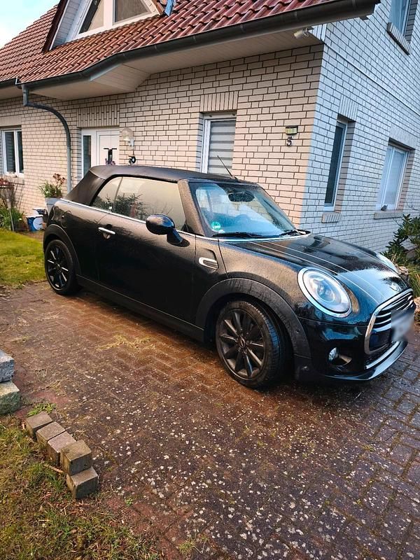 Gebraucht Mini Cooper Cabriolet 115 PS (84 kW) 2016 Schwarz Cabrio